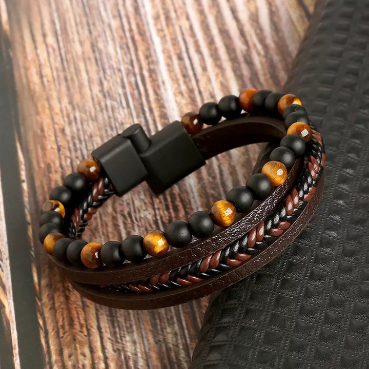 Lucas - Elegante juego de pulseras de cuero para el hombre moderno