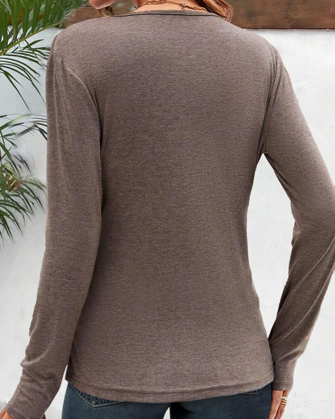 Valentina - Elegante blusa marrón otoñal con cuello de pico y mangas largas para la mujer a la moda