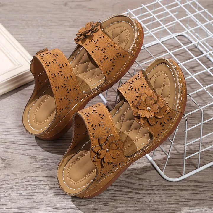 Malia - Elegantes y cómodas sandalias de tacón de cuña con estampado floral para mujer