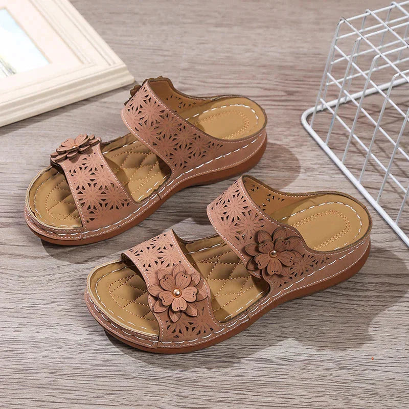 Malia - Elegantes y cómodas sandalias de tacón de cuña con estampado floral para mujer