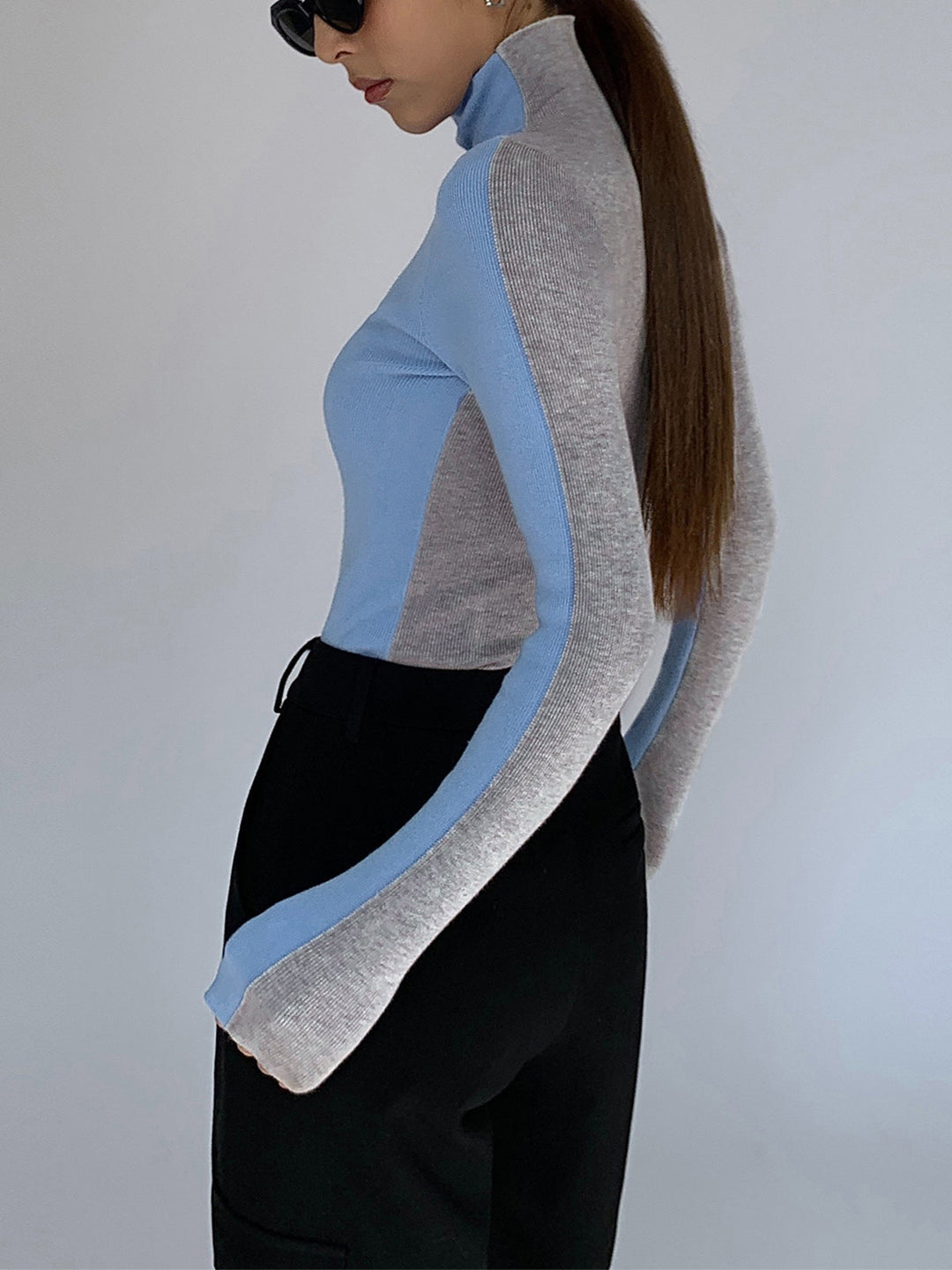 Elegante top bicolor de punto para mujer de manga larga | Sophie