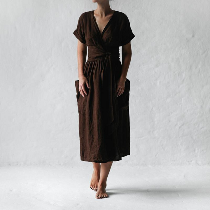 Elegante vestido casual con cuello en V de AVAH