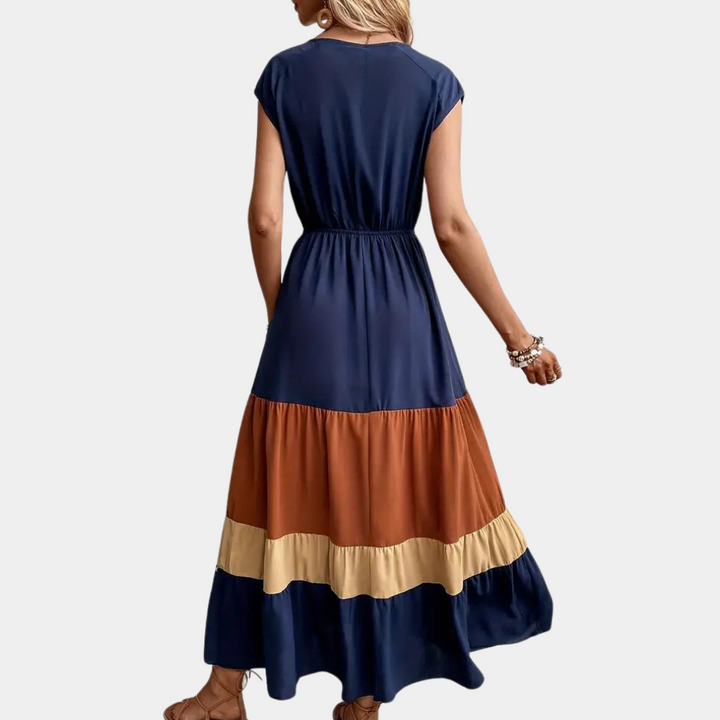 Elegante vestido informal de mujer con cuello en V para un look sofisticado