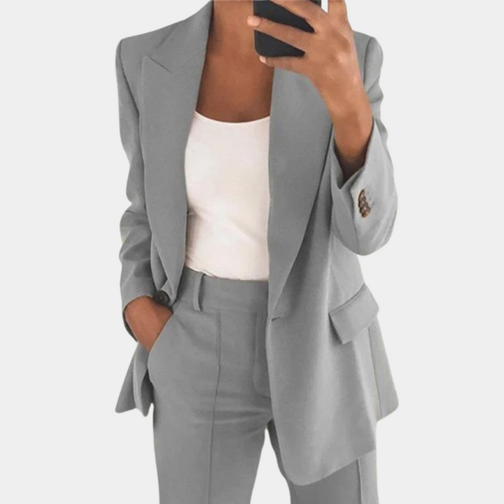 Elegante conjunto de chaqueta de mujer para un look sofisticado