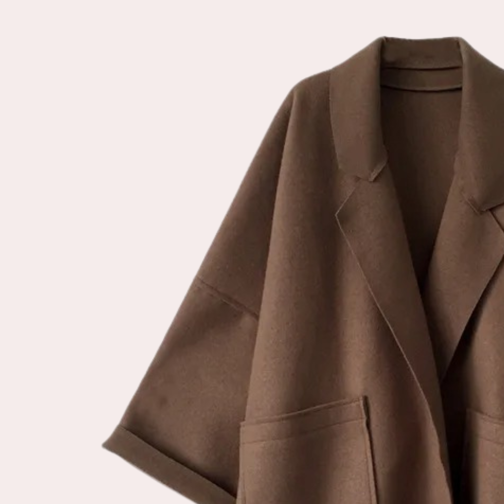 Elegante abrigo oversize de mujer para un look a la última