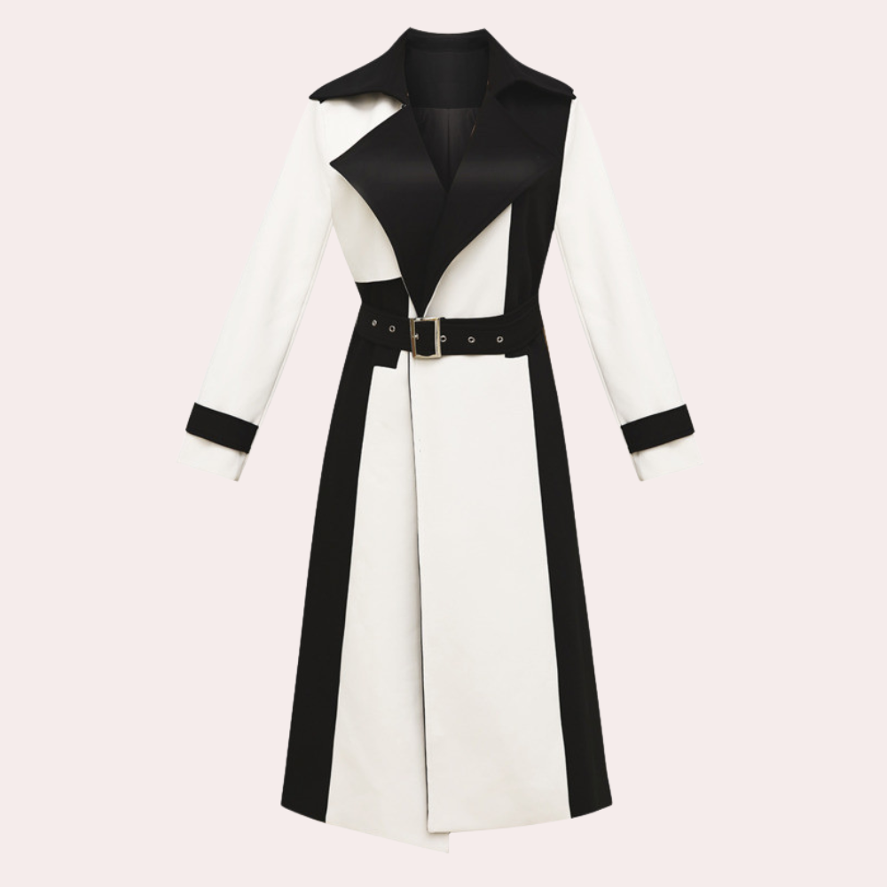 Elegante gabardina de mujer con un sofisticado cinturón