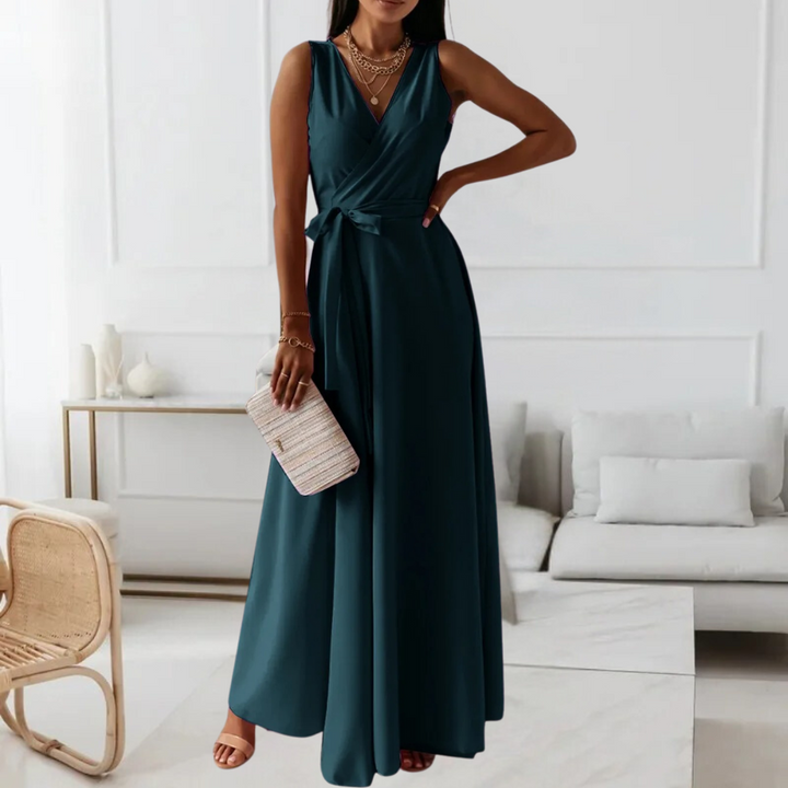 Elegante maxi vestido para mujer con un sofisticado escote en pico