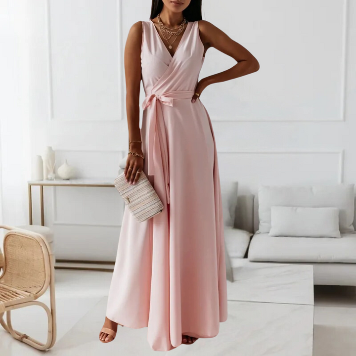 Elegante maxi vestido para mujer con un sofisticado escote en pico