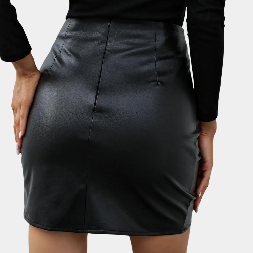Lucinda - Minifalda femenina imprescindible