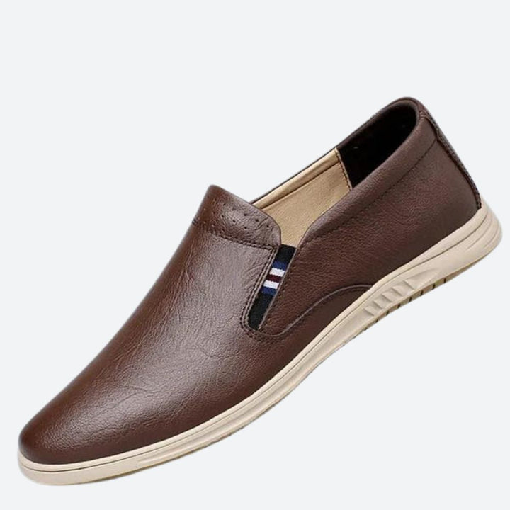 Elegantes y cómodos mocasines de piel - Dane
