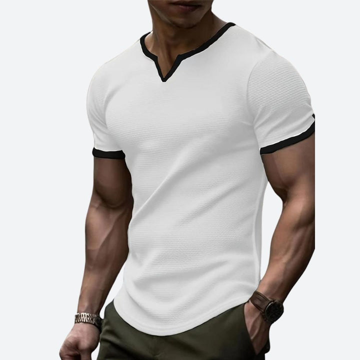 Elegante camiseta con cuello en V - Darcyl