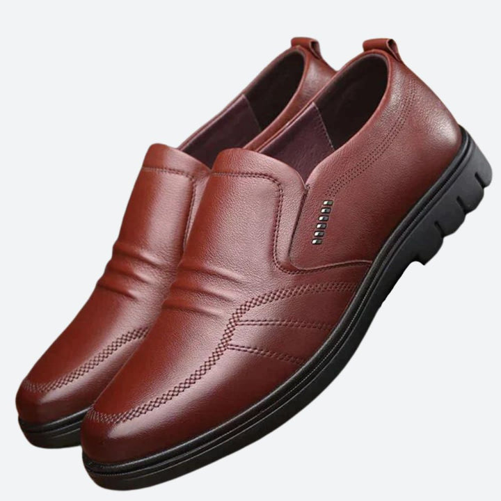 Elegantes y cómodos zapatos slip-on de hombre para ocasiones formales - Freddy
