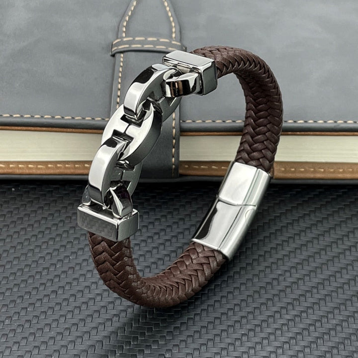 Vince - Elegante pulsera de cuero vintage para el hombre moderno