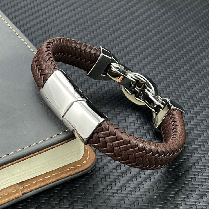 Vince - Elegante pulsera de cuero vintage para el hombre moderno
