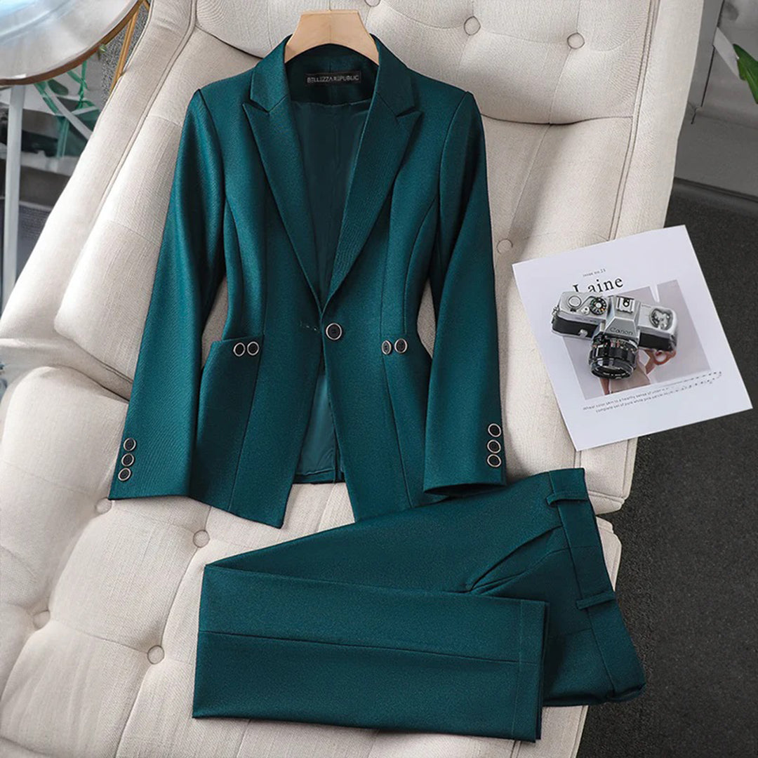 Conjunto Elegante de Blazer y Pantalones LAURA