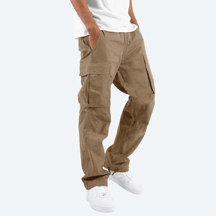Elegantes pantalones cargo RYKER para el hombre moderno