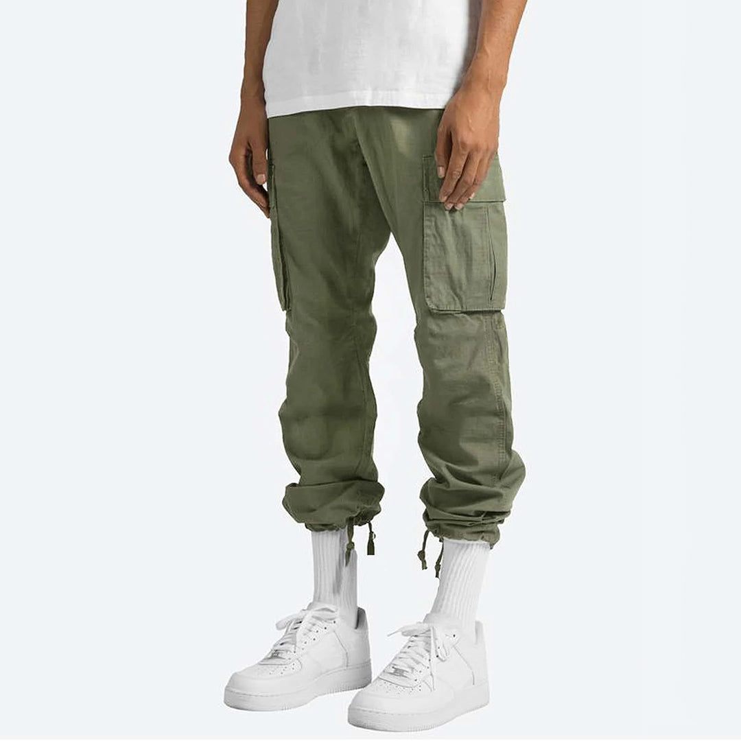 Elegantes pantalones cargo RYKER para el hombre moderno