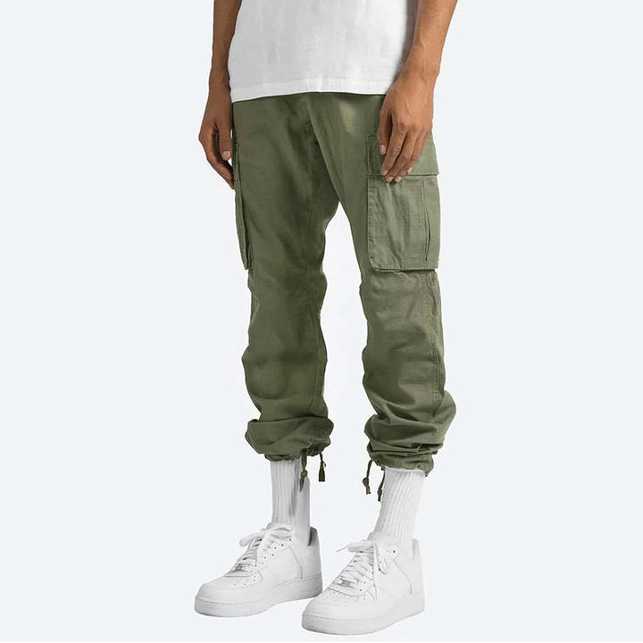 Elegantes pantalones cargo RYKER para el hombre moderno
