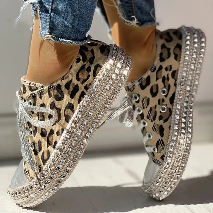 Elegantes zapatillas de lona Odette de Top Quality