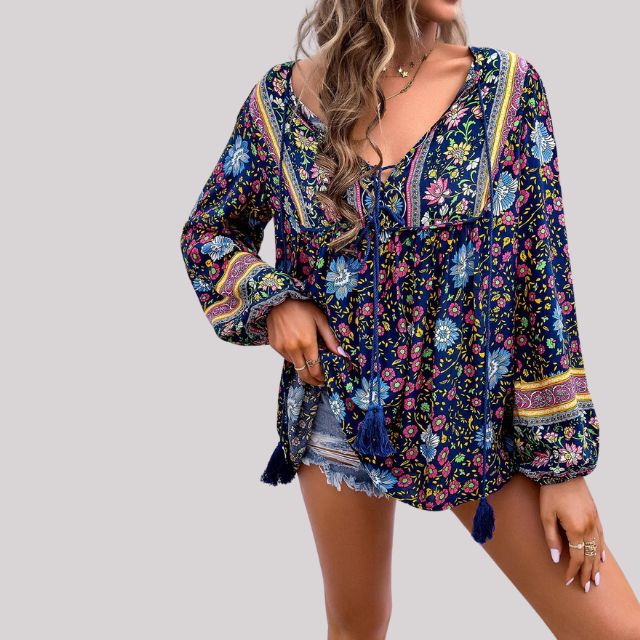 Elegante blusa Kara Bohème con encantador estampado paisley para mujer