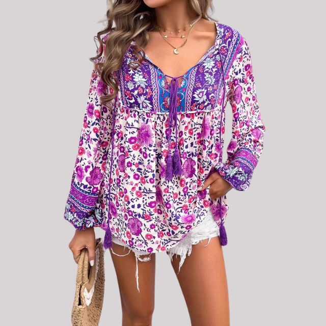 Elegante blusa Kara Bohème con encantador estampado paisley para mujer