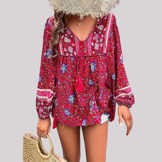 Elegante blusa Kara Bohème con encantador estampado paisley para mujer