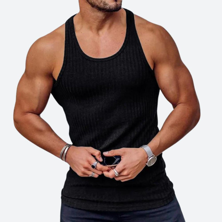 Elegante camiseta de tirantes de verano para aventuras deportivas - Wout