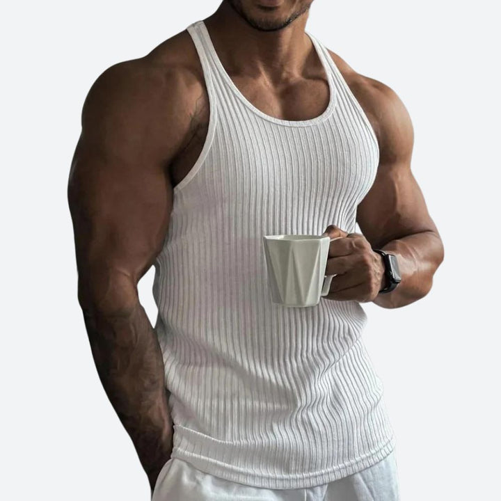 Elegante camiseta de tirantes de verano para aventuras deportivas - Wout