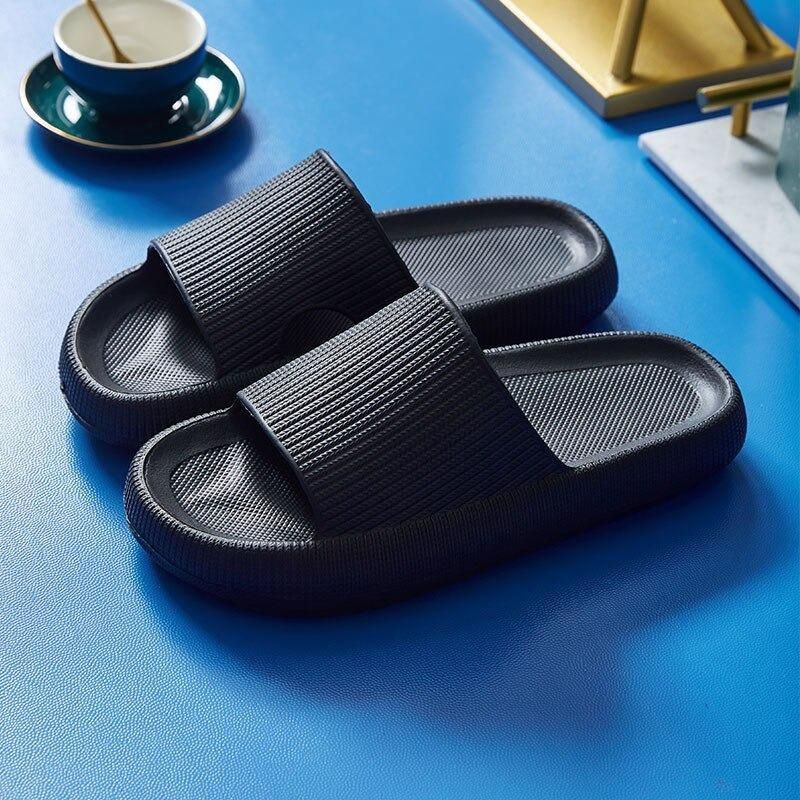 Experimenta el máximo confort con las sandalias de pie sano para hombre Coert.
