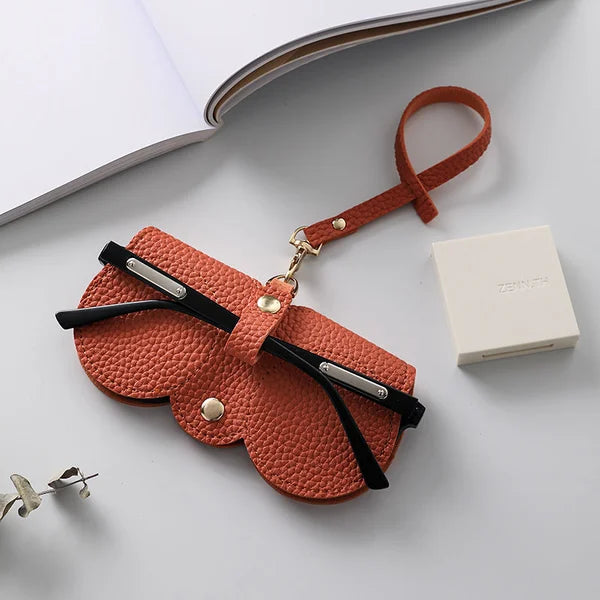 Sam - Elegante funda de gafas de piel con práctico cierre de botón a presión para el verano
