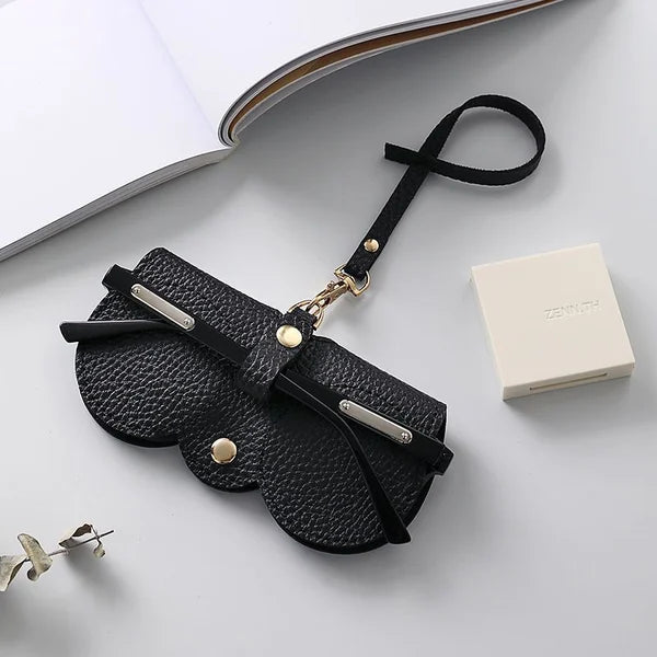 Sam - Elegante funda de gafas de piel con práctico cierre de botón a presión para el verano