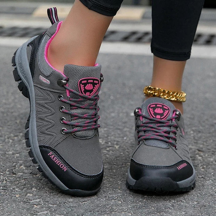 Maura - Elegantes botas de montaña para mujer